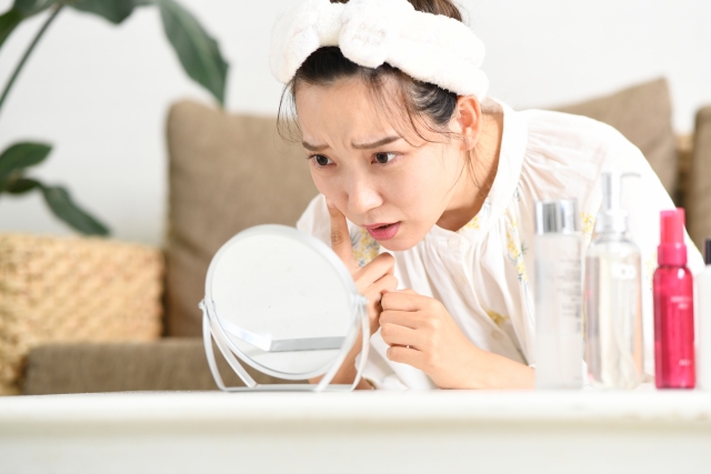赤ら顔（酒さ）の原因はニキビダニ⁉ニキビダニと顔の赤み（酒さ）の関係を知ろう
